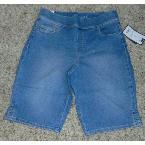 Womens Jeans Shorts Bermuda 8 Gloria Vanderbilt Avery Light Blue Denim Pull On - Picture 2 of 6